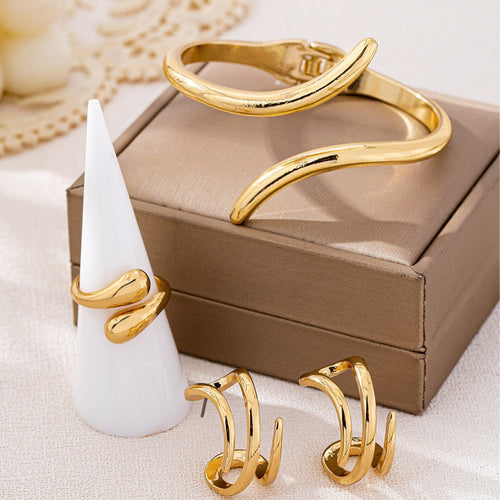 Gold Serpentine Earring Set